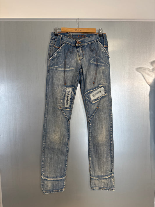 The Cutline Distressed Jeans by Enrico Coveri